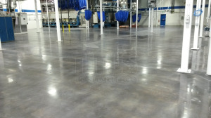 Dyes can make many concrete floors look beautiful while durable. 