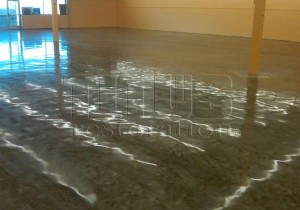 Not adhereing to the floor flatness is a problem with polished concrete. 